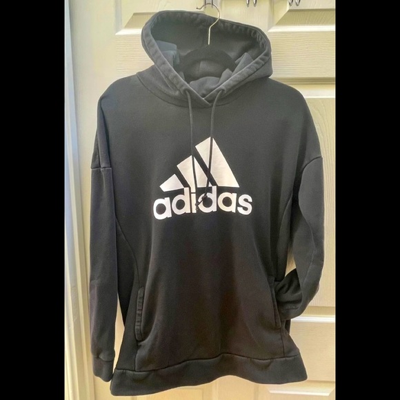 🔥 SOLD ON MERC 🔥 Adidas Men’s hooded sweatshirt - Picture 2 of 4